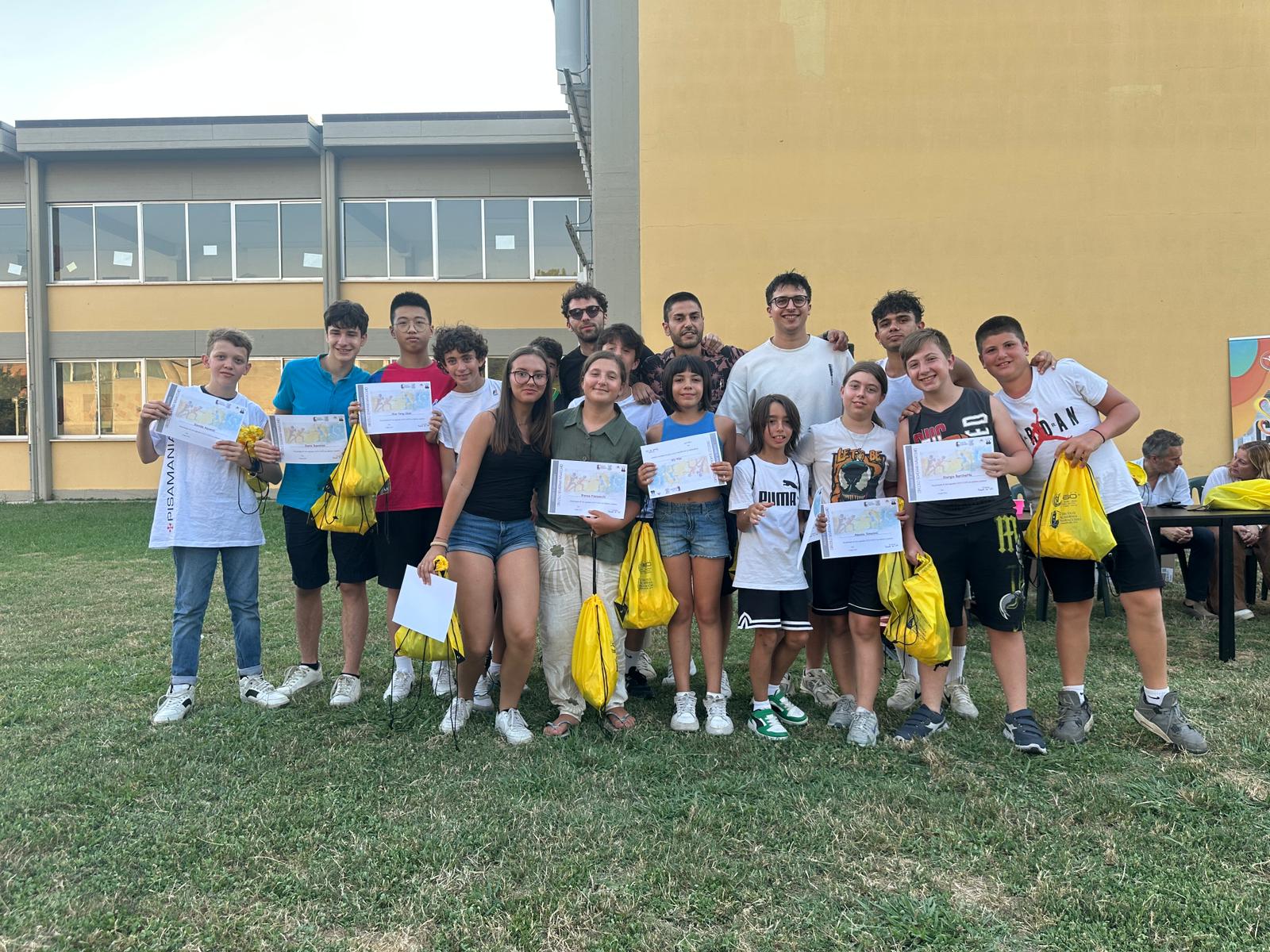 Una serata di festa, sport e comunità: oltre 100 persone alla chiusura della stagione schermistica.