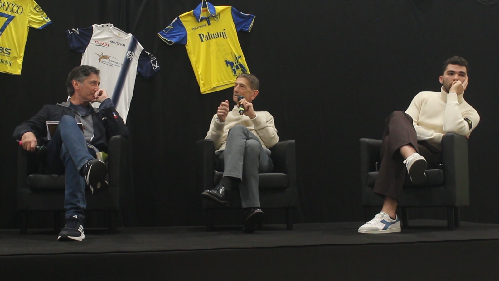 Al nostro Circolo la presentazione del libro di Luca Campedelli, il “Pres”, quando sport, cultura e amicizia si uniscono.